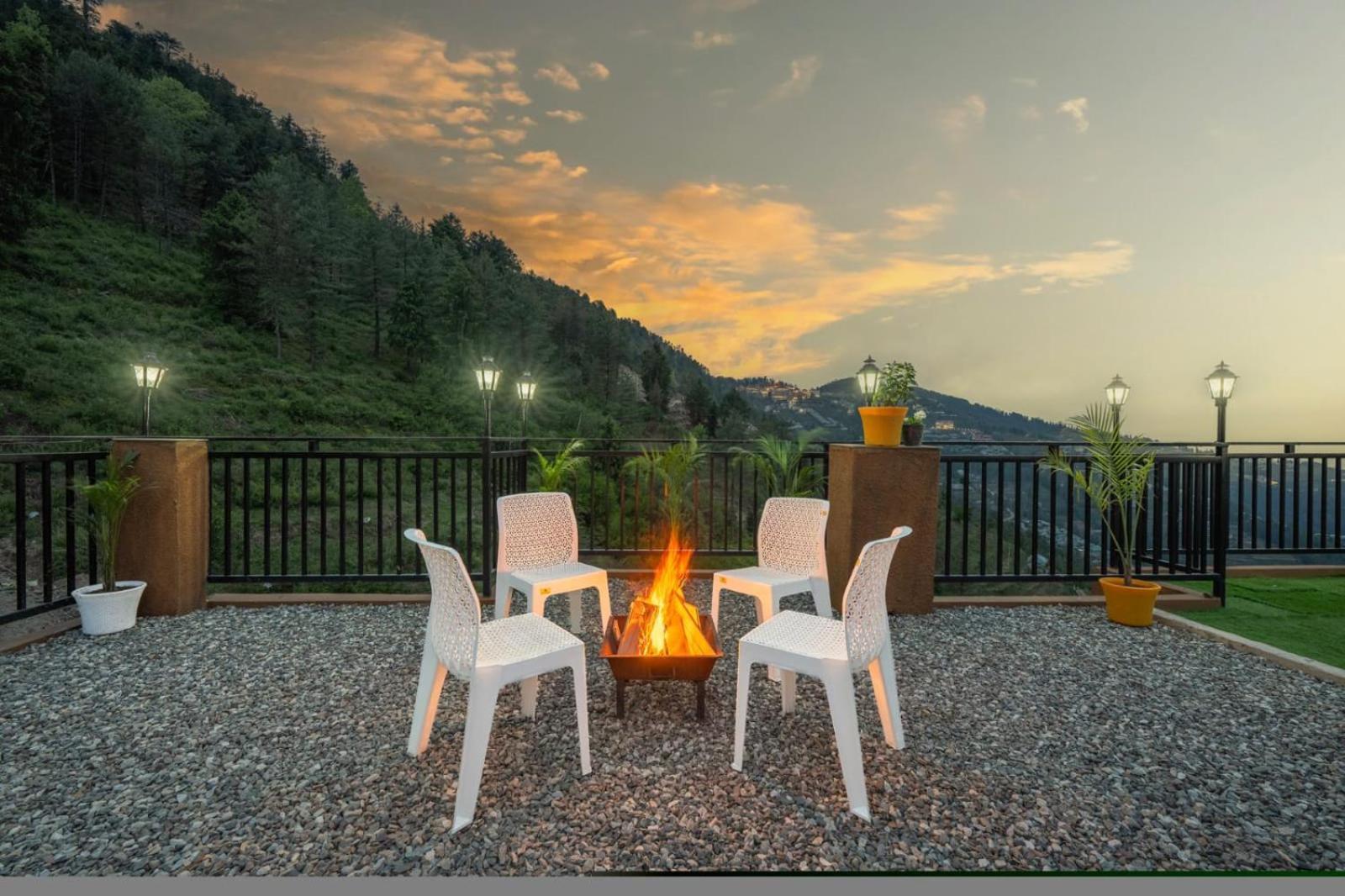 The Countryside Retreat I Vacations I Conference I Mice I Family Events I Open Air Terrace I Sky Bonfire I Kufri By Exotic Stays 심라 외부 사진